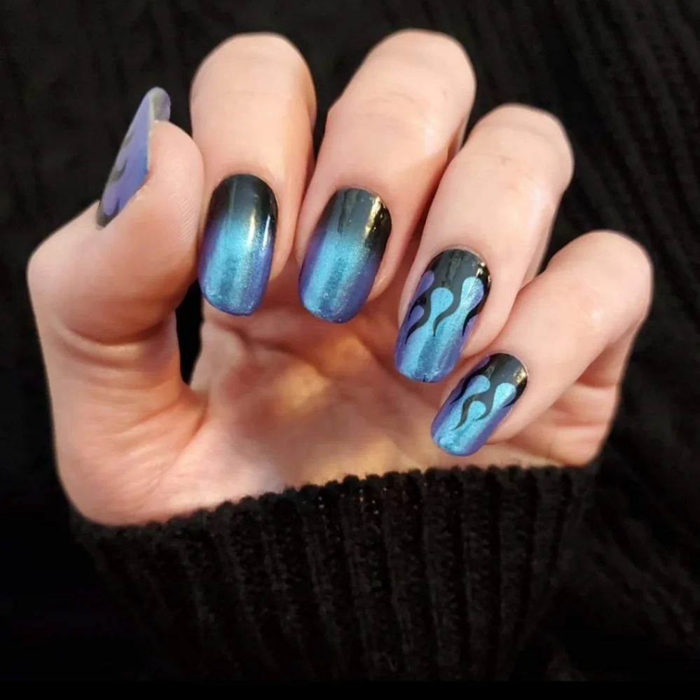 Hall of Flame Color Street Nail Strips - Picture 4 of 7